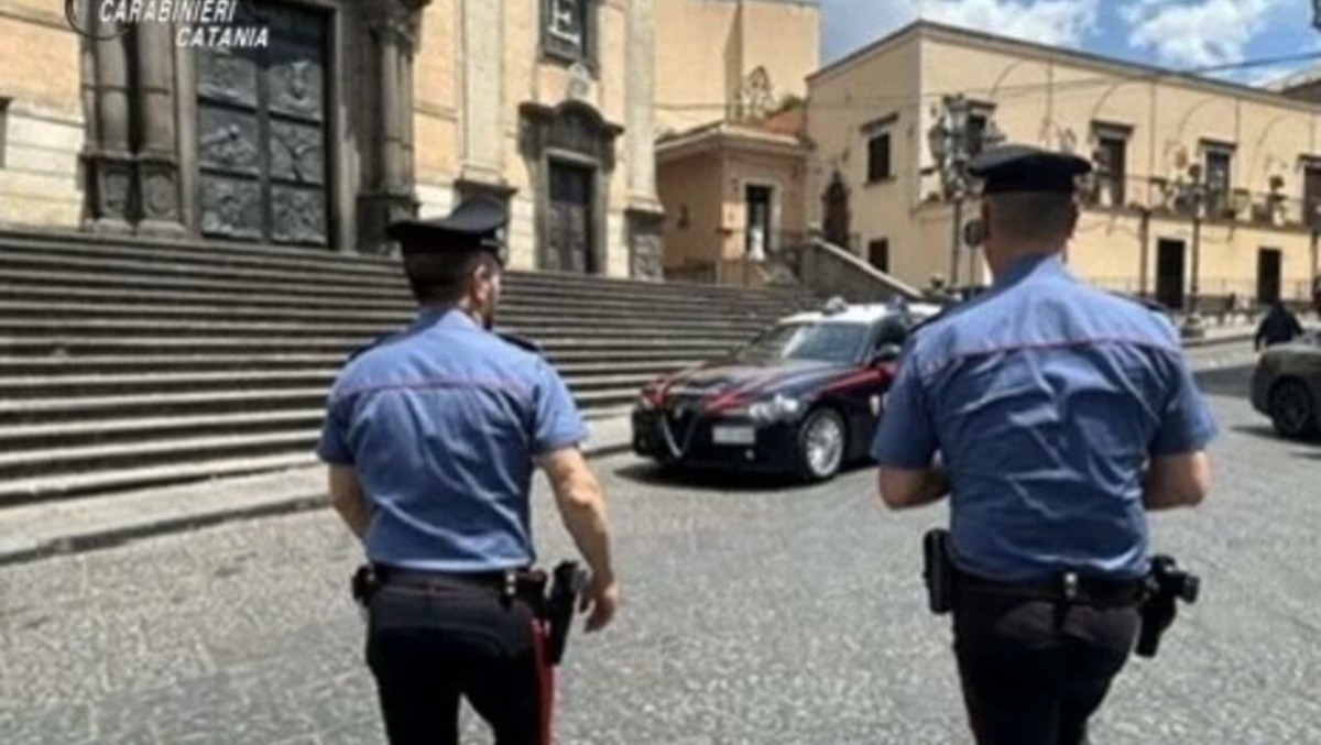 Biancavilla, guidavano senza aver mai preso la patente: denunciati tre giovani - 