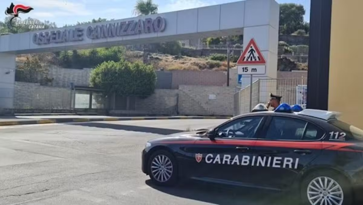 Aci Catena, anziano colto da malore: dottoressa del 118 aggredita durante i soccorsi, denunciati due parenti - 