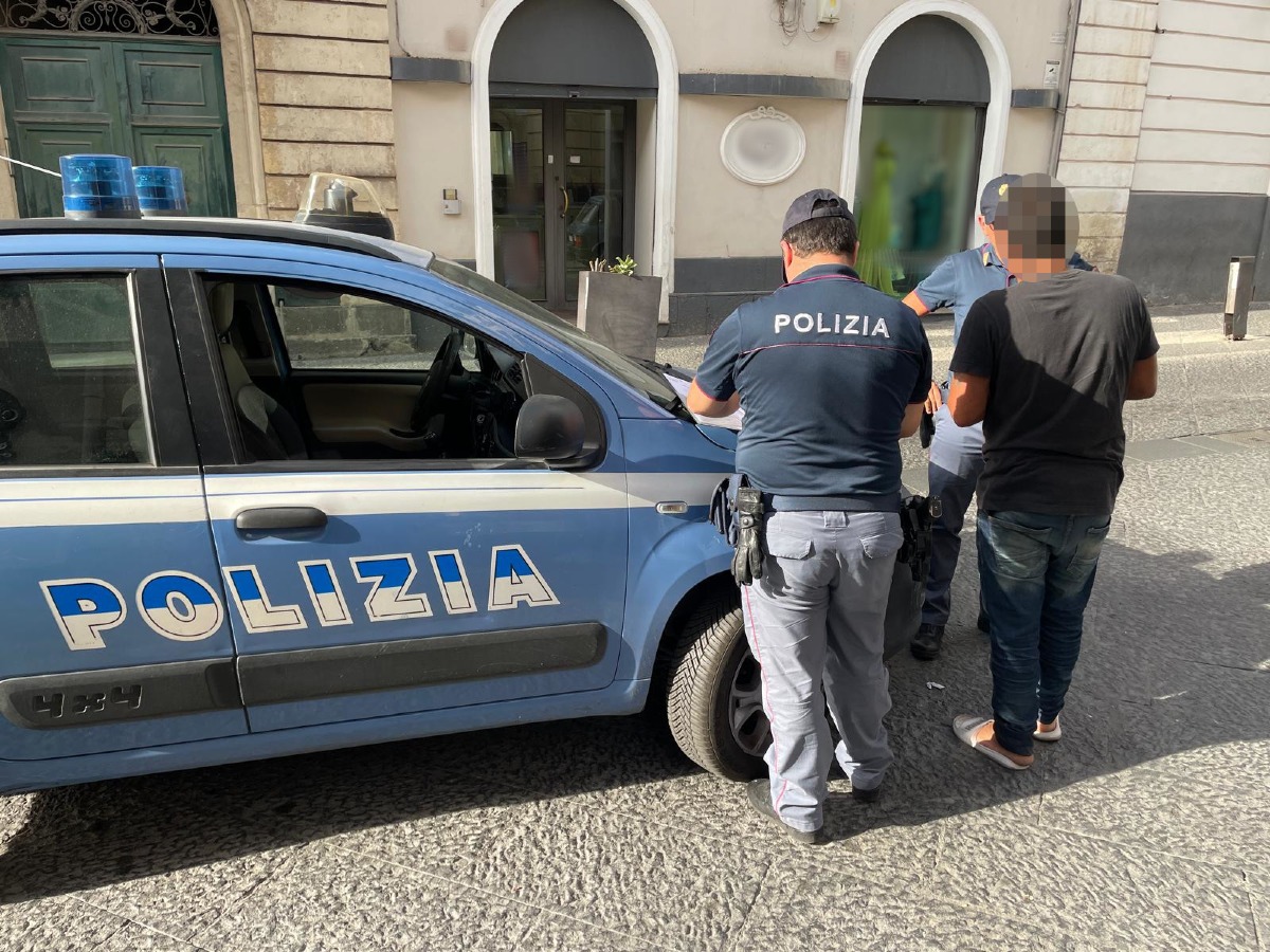 Paternò e Ragalna, controlli a tappeto della Polizia: 126 persone identificate e multe per 2.000 euro - 