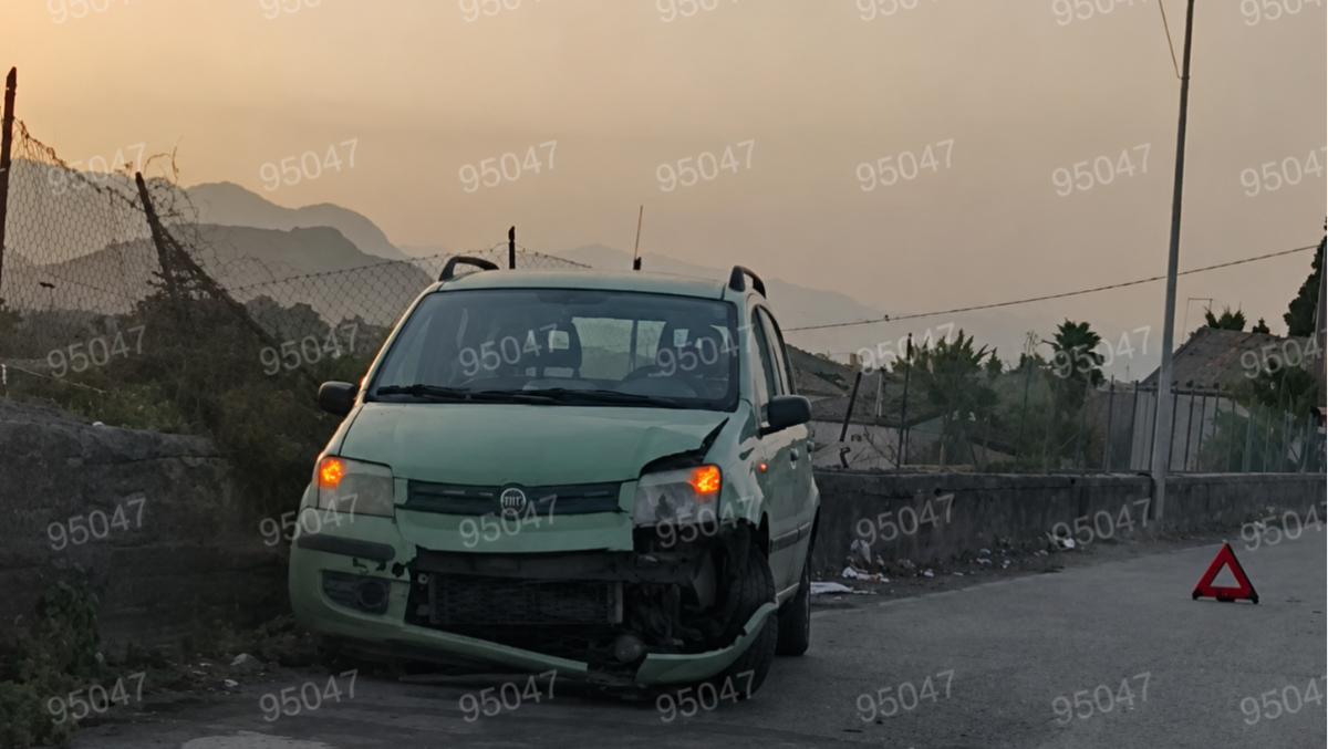Paternò, incidente sulla SP137/I in contrada Gianferrante: Panda finisce contro un muro - 