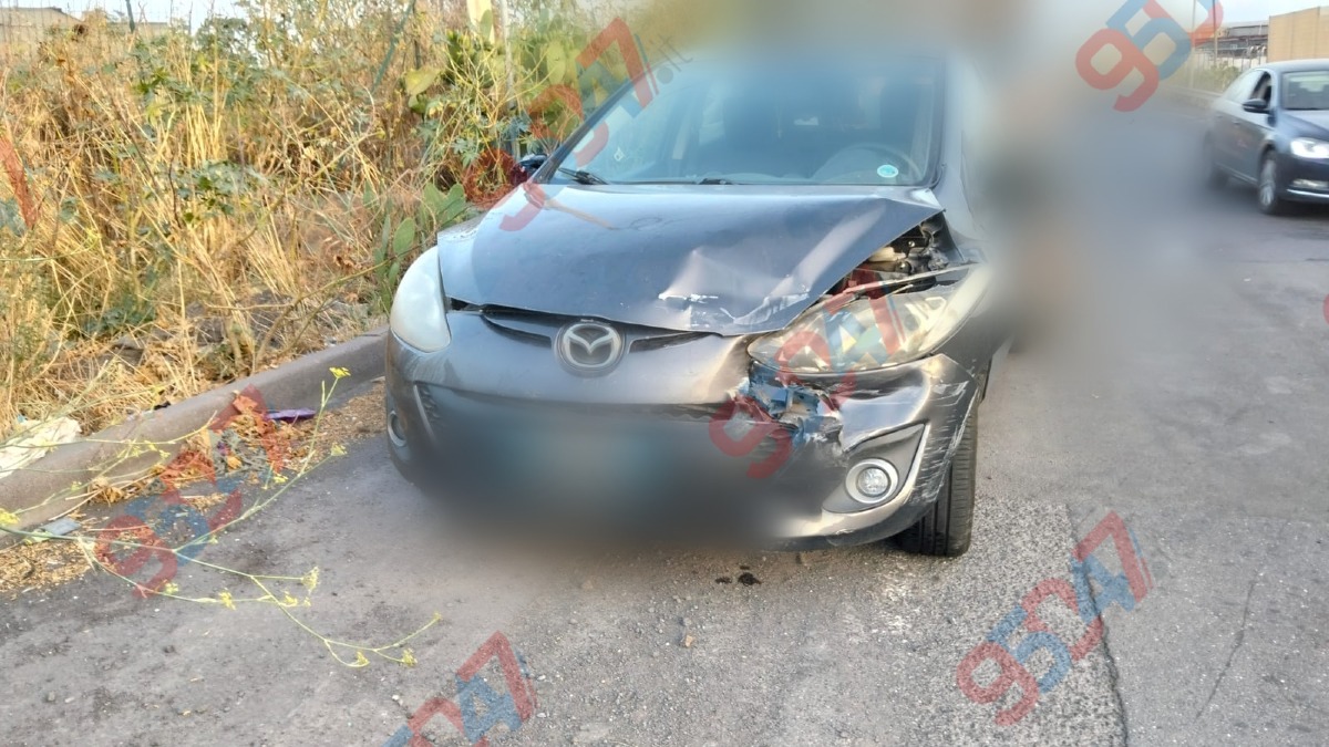 Belpasso, scontro tra due auto sulla SP14: tanta paura ma fortunatamente nessun ferito - 