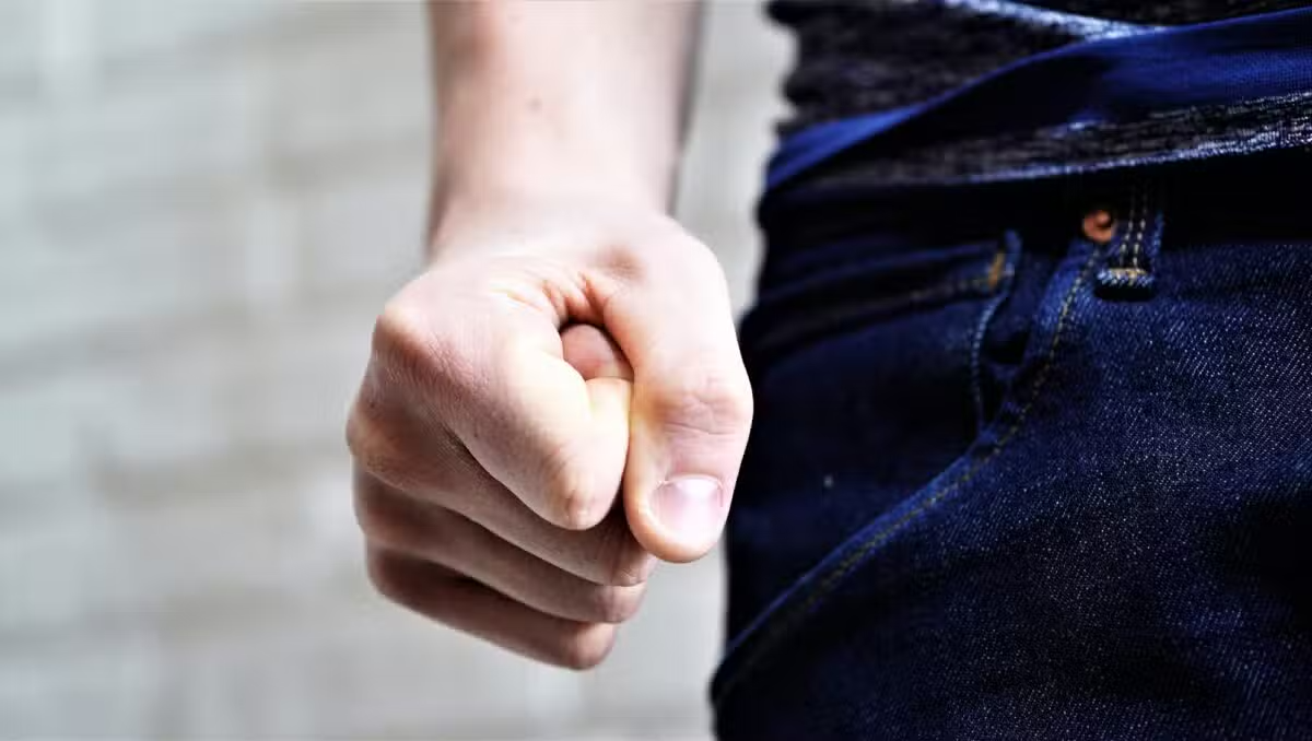 Catania, aggredisce la madre per avere 10 euro per la droga: arrestato 43enne - 