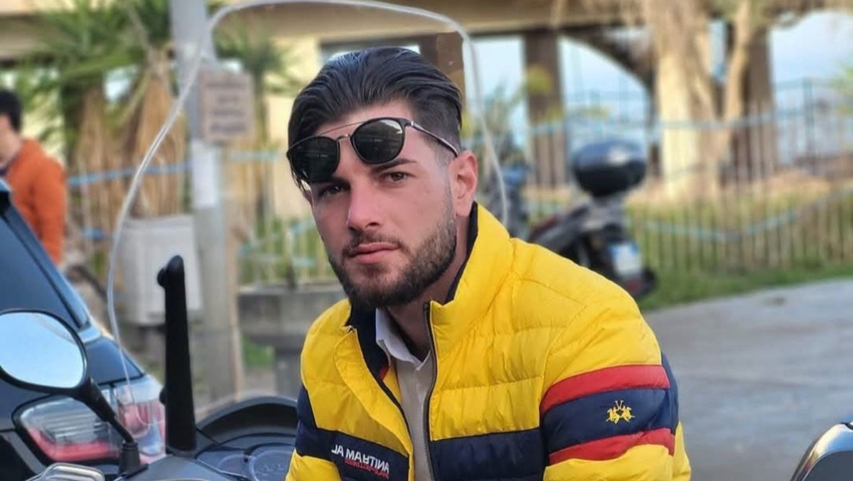 Giarre, perde il controllo della moto e precipita nel torrente: morto un 27enne di Mascali - 