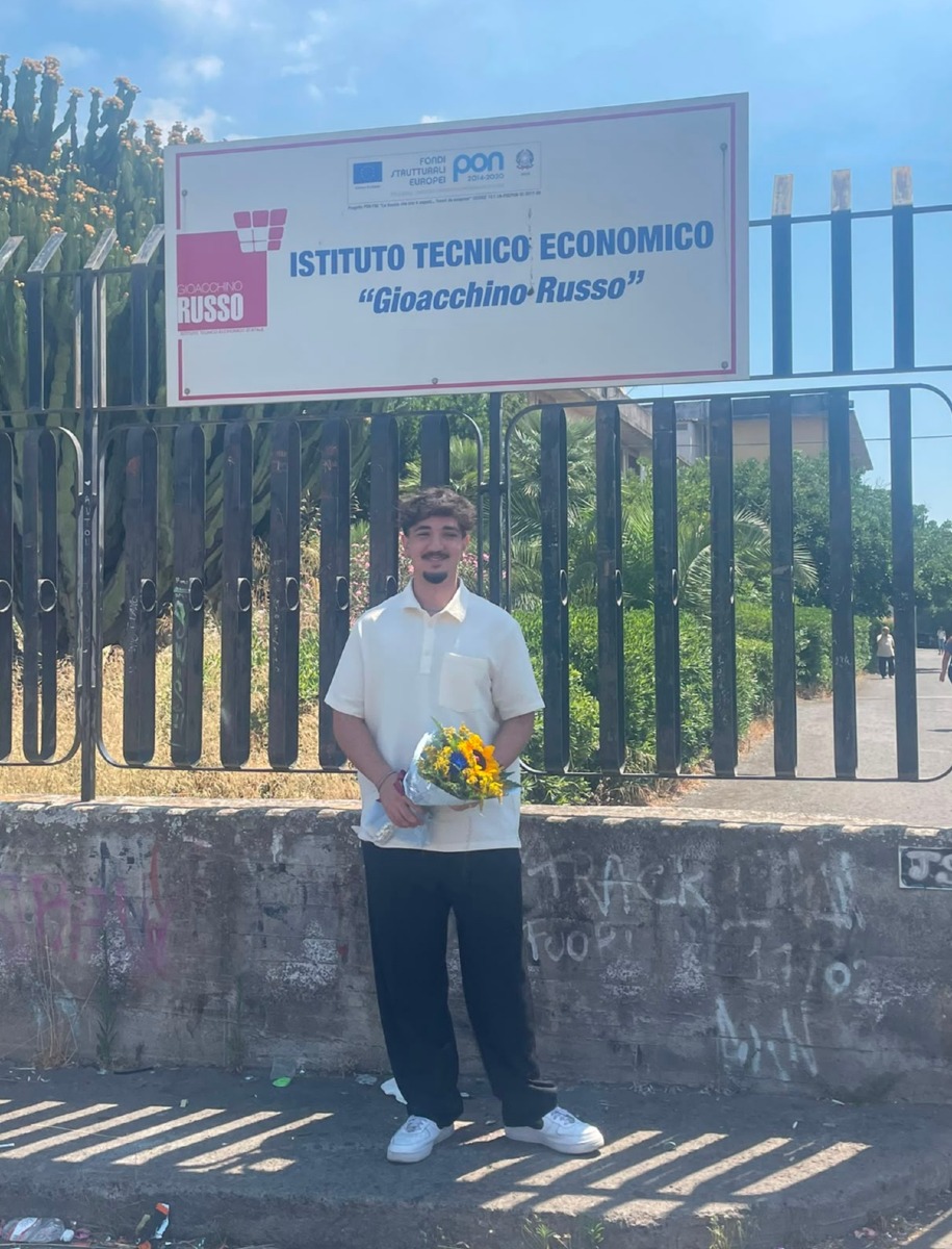 🔴🔴 BONOMO EUGENIO  - Istituto tecnico commerciale G. Russo"  5° B Sia