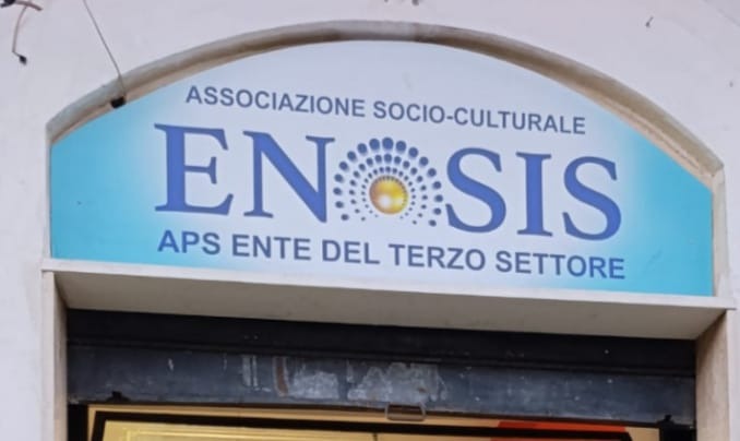 Paternò, Enosis APS trasferisce la propria sede in via Garibaldi: "Stesso impegno al servizio della comunità" - 