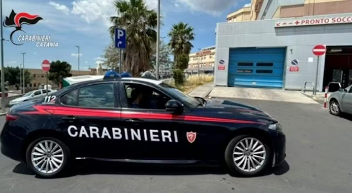 Biancavilla, Carabinieri eroi: salvano la vita a un 33enne trovato privo di sensi in casa - 
