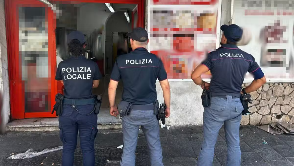 Catania, controlli in due ristoranti del centro: lavoro nero e impianti non a norma, sanzioni per oltre 36mila euro - 