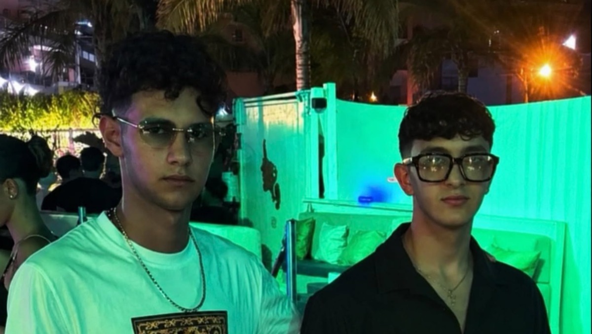 Palagonia, lutto cittadino nel giorno dei funerali di Simone e Fabiano: restano ricoverati gli altri due giovani - 