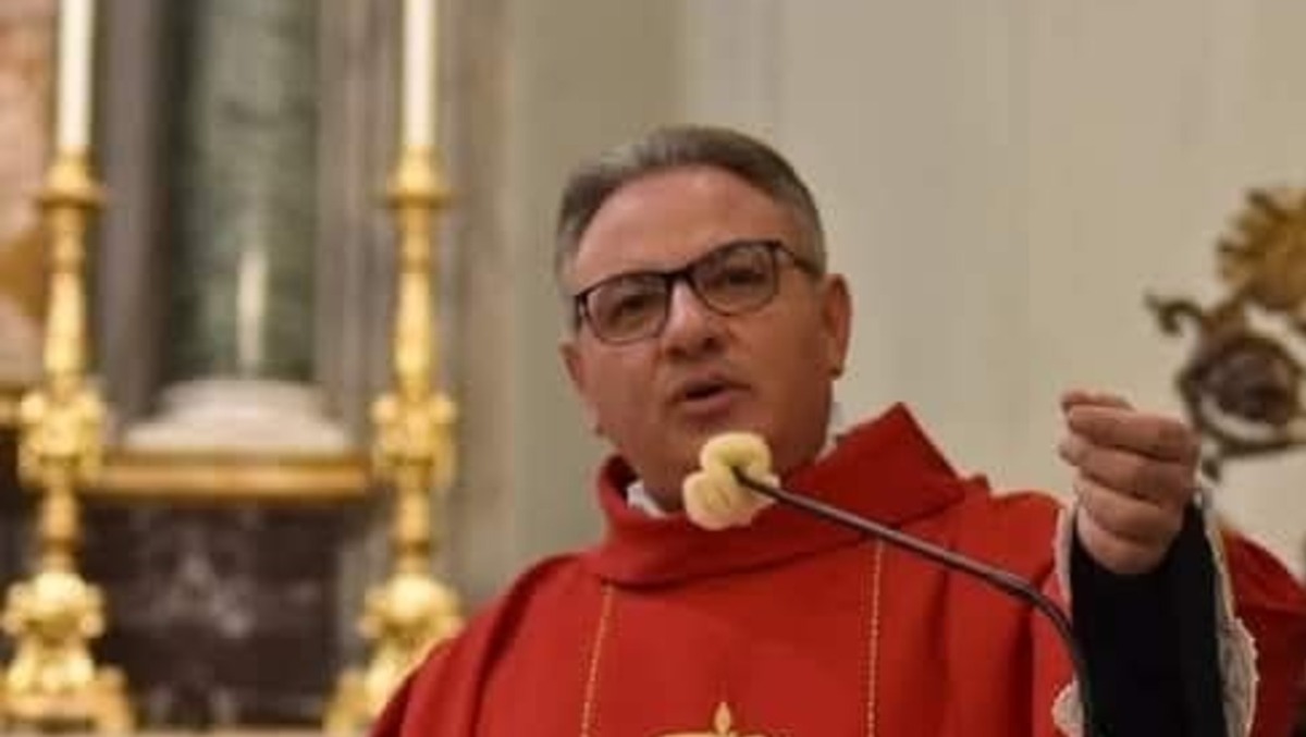 Padre Salvatore Alì nuovo parroco della Cattedrale di Catania, gli auguri di Archeoclub Sicilia - 