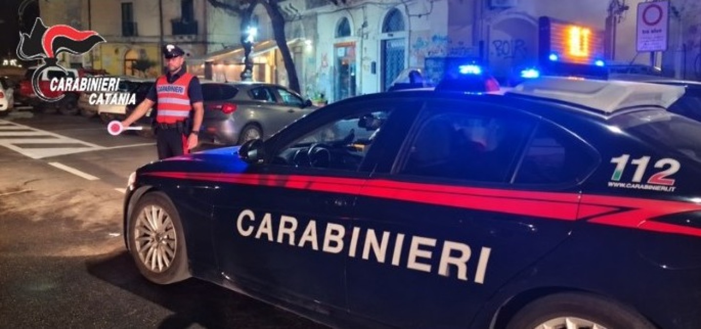 Catania, ubriaco molesta i Carabinieri in Piazza Mazzini: 38enne denunciato - 