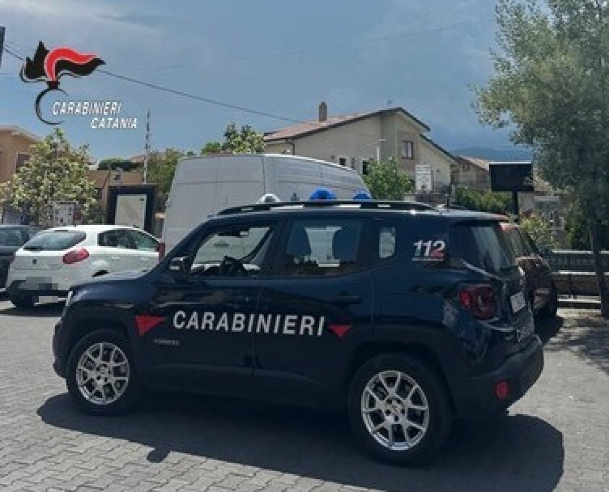 RANDAZZO, LITE TRA CONDOMINI FINISCE IN RISSA: 5 PERSONE DENUNCIATE - 