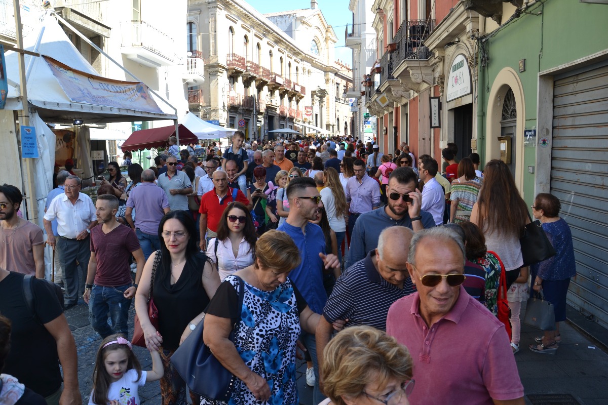 BRONTE ACCENDE I MOTORI: AL VIA IL CONTO ALLA ROVESCIA PER LA XXXV SAGRA DEL PISTACCHIO - 