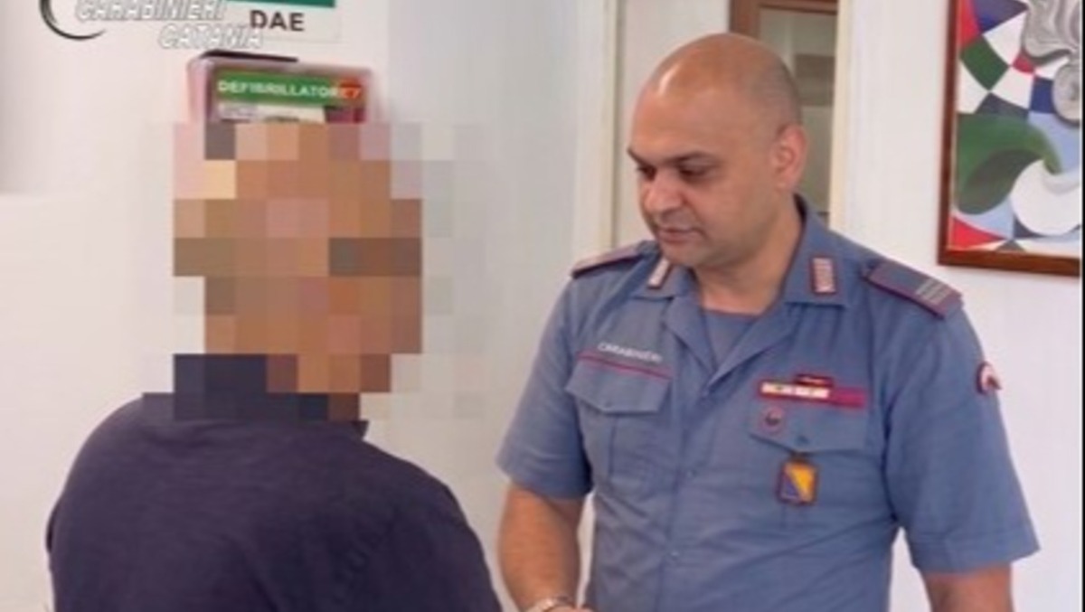 Zafferana Etnea, rapina, minacce ed estorsioni a un conoscente: 31enne ai domiciliari - 