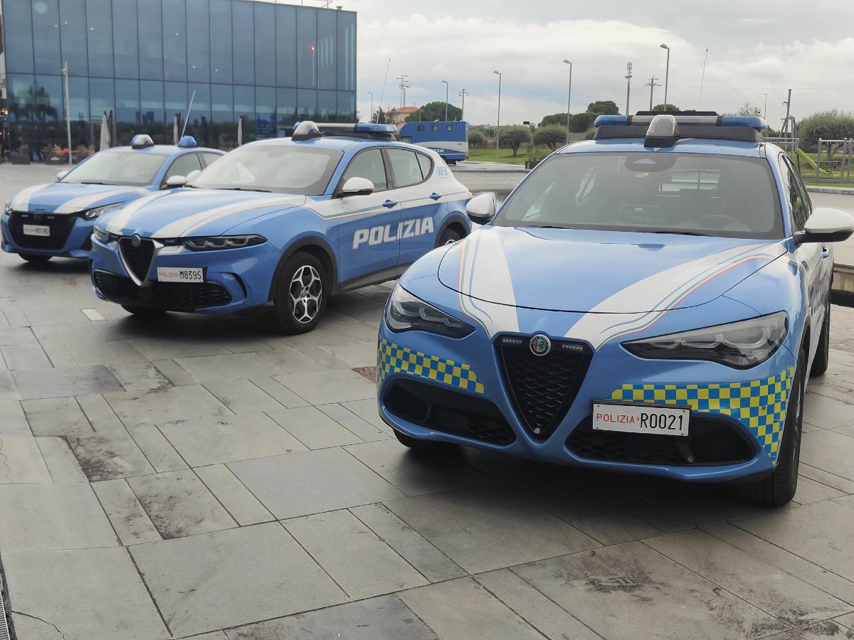 Adrano, la Polizia incontra i cittadini a Etnapolis: tante attività per famiglie e giovani - 