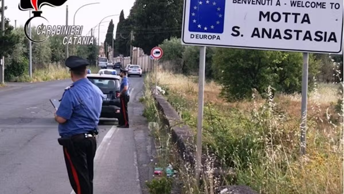 Motta Sant’Anastasia, evade dai domiciliari: 19enne denunciato - 