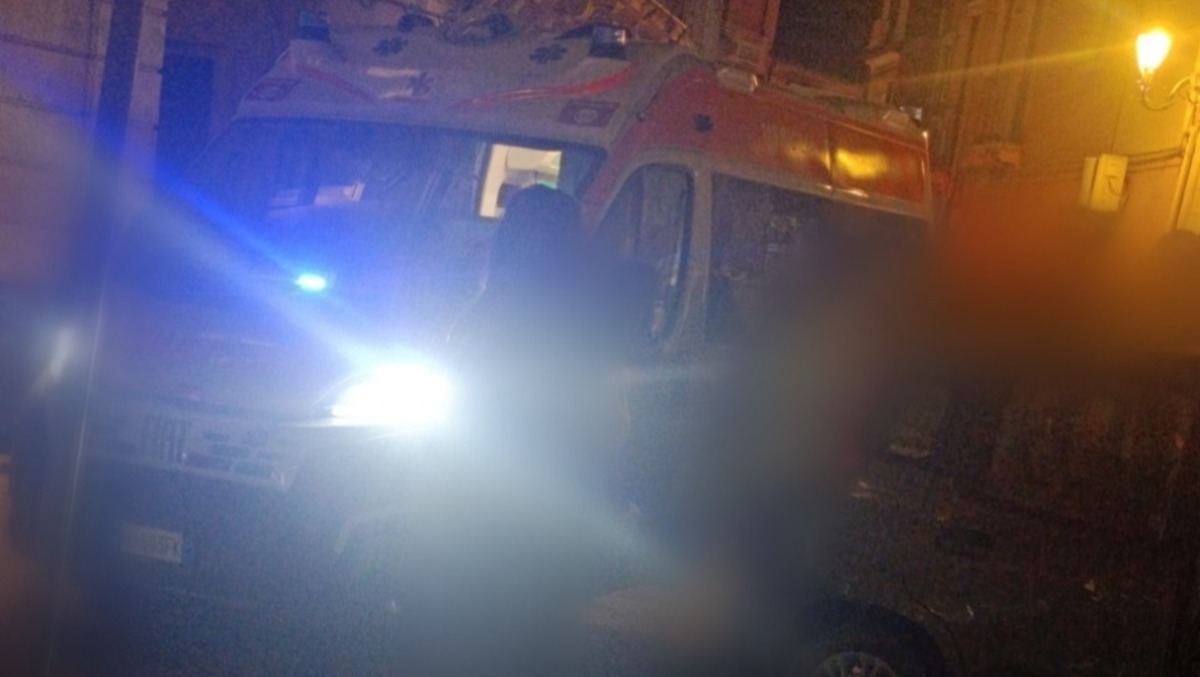 Paternò, tragedia ieri in via Vittorio Emanuele: identificata la vittima, aveva 79 anni - 