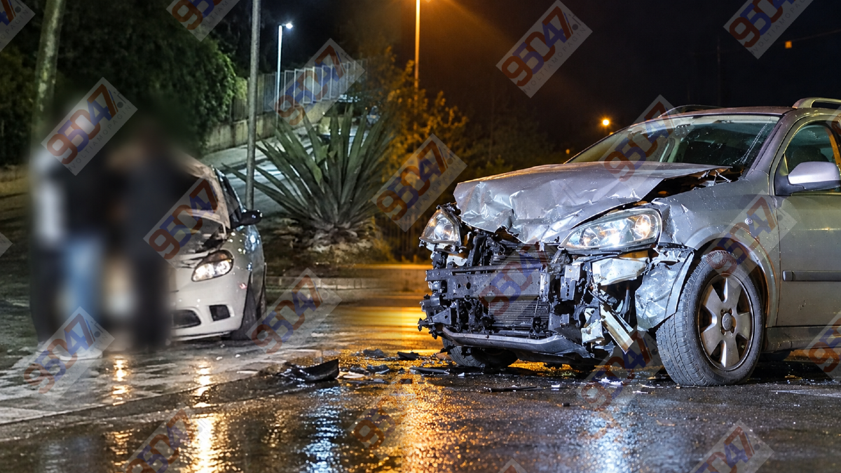 🔴 ULTIM'ORA – Paternò, incidente alla rotatoria tra via Convento e corso Italia: scontro tra due auto - 