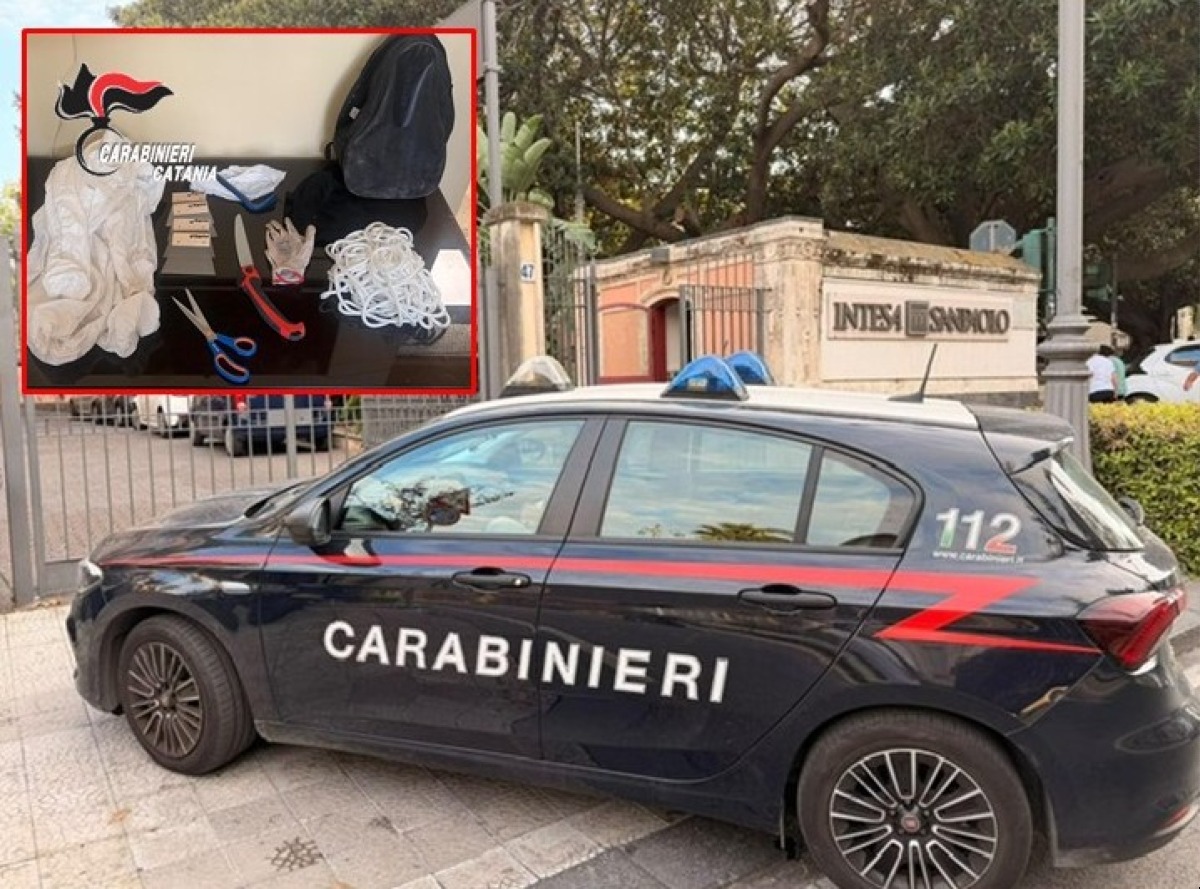 Catania, entra in banca dalla finestra armato di coltello: tentata rapina, bloccato dopo un inseguimento - 