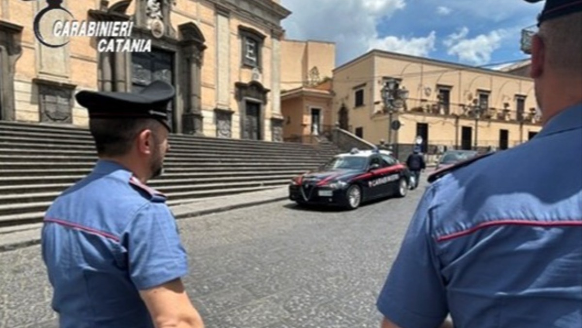 Biancavilla, controlli a tappeto: 23 multe, patenti ritirate e 4 segnalati - 