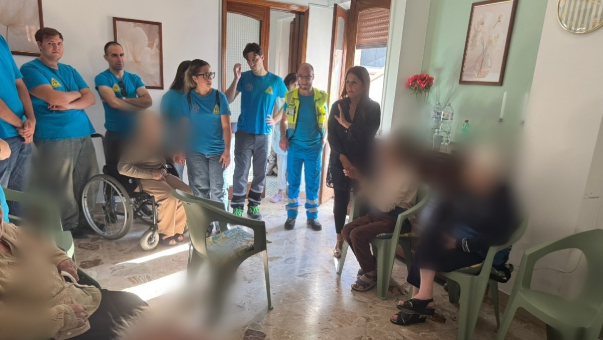 Paternò, Festa dei Nonni alla Comunità “La Dimora”: giovani e anziani insieme con la Misericordia - 
