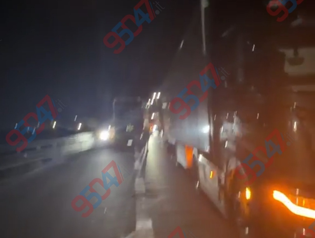 Sicilia, sciopero dei tir: rischio scaffali vuoti nei supermercati, rifornimenti a rischio - 