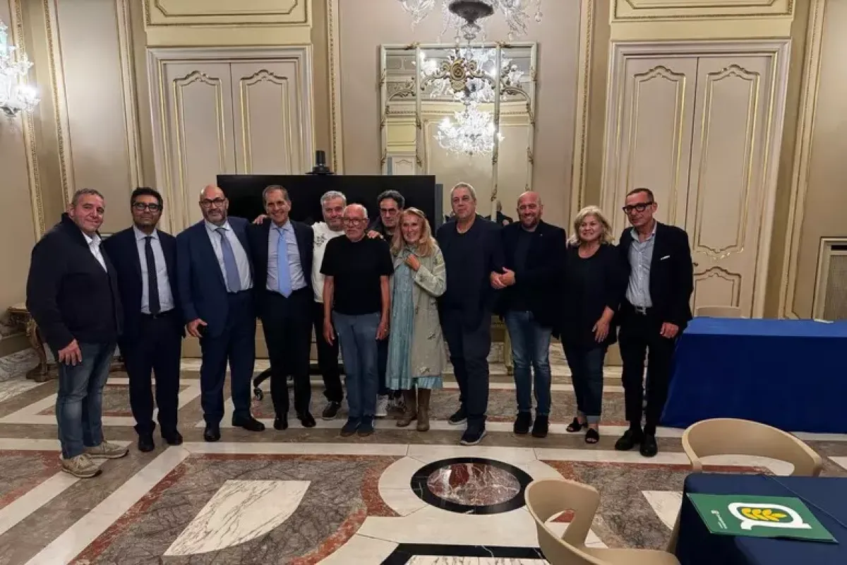 ULTIM’ORA – Sicilia, revocati tutti i blocchi dei Tir: finisce la protesta degli autotrasportatori - ANSA