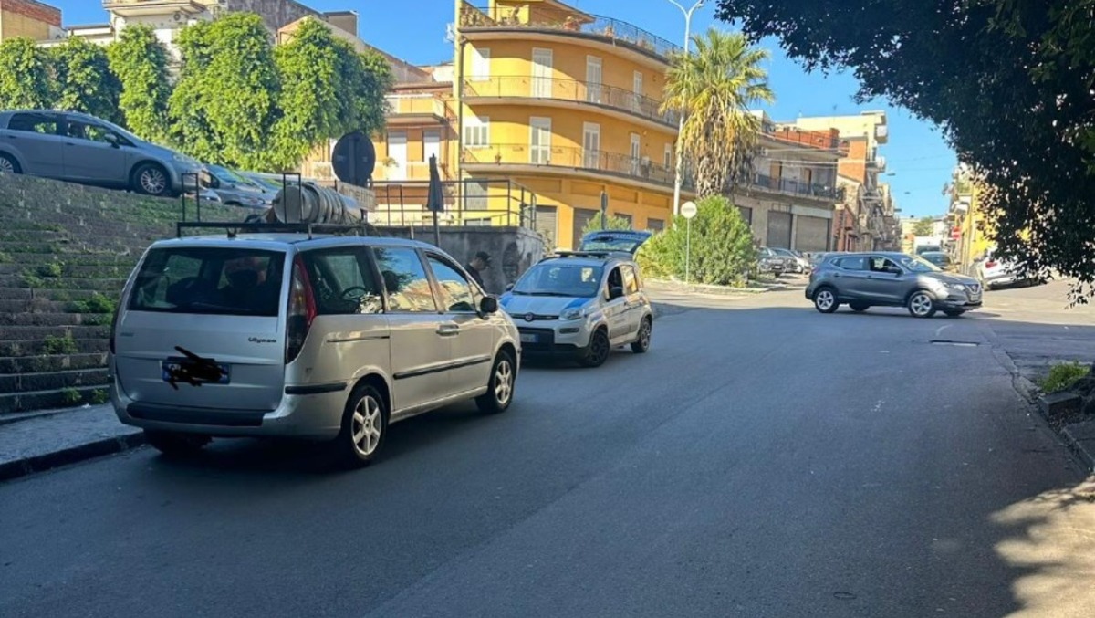 Controlli a tappeto della Polizia Municipale raffica di multe e una patente ritirata - 