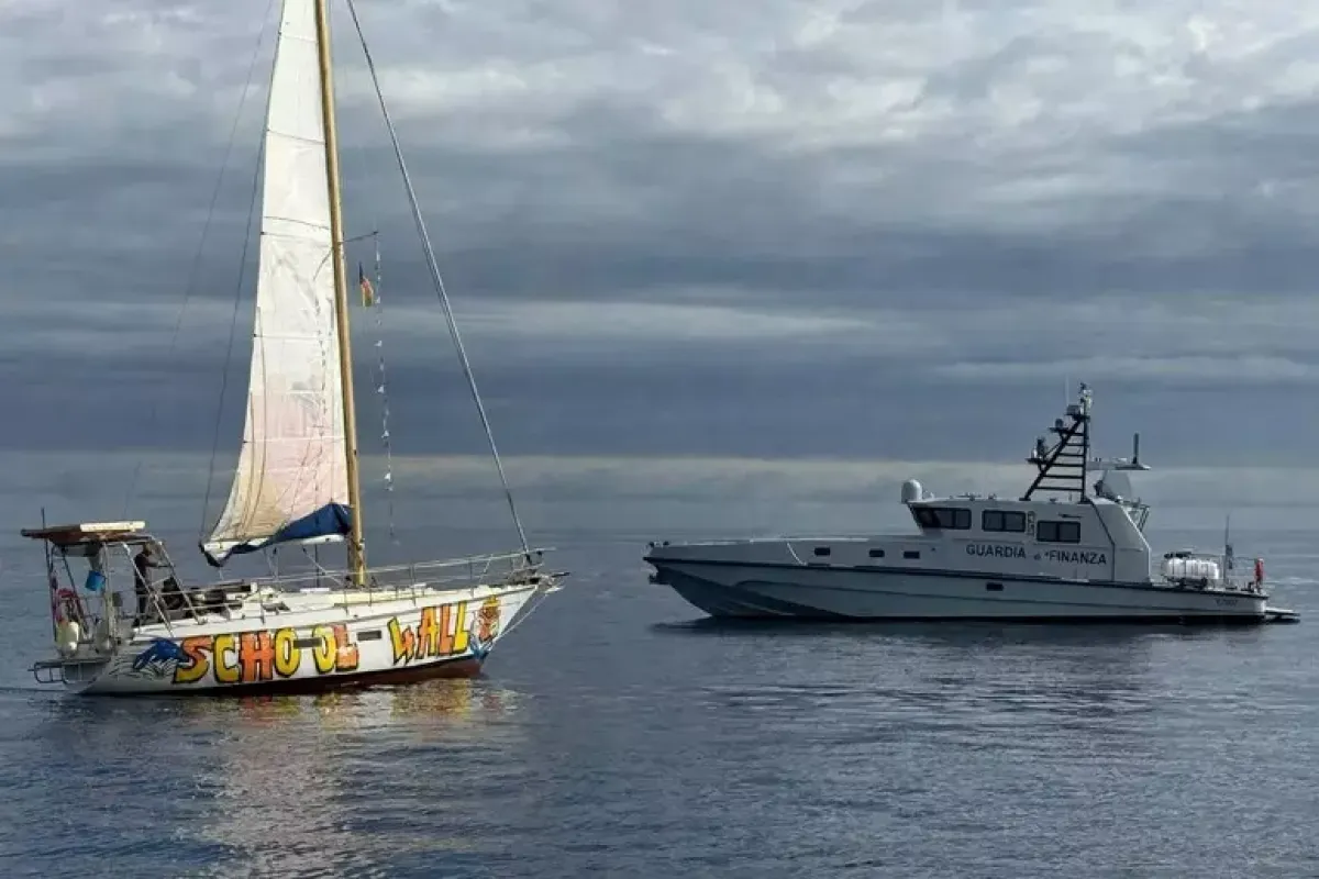 Bloccano nave carica di armi diretta a Sigonella: interviene la Finanza, 10 denunciati - 