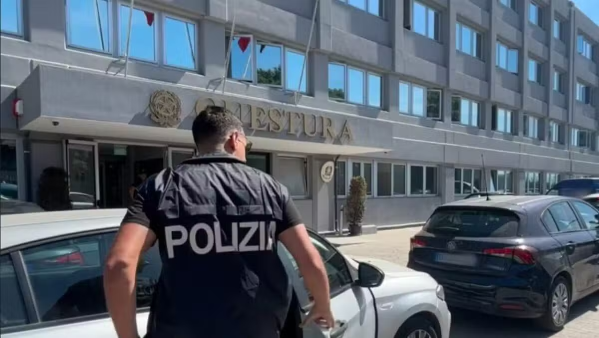 Catania, moglie maltrattata e minacciata davanti ai figli piccoli: arrestato 41enne - 